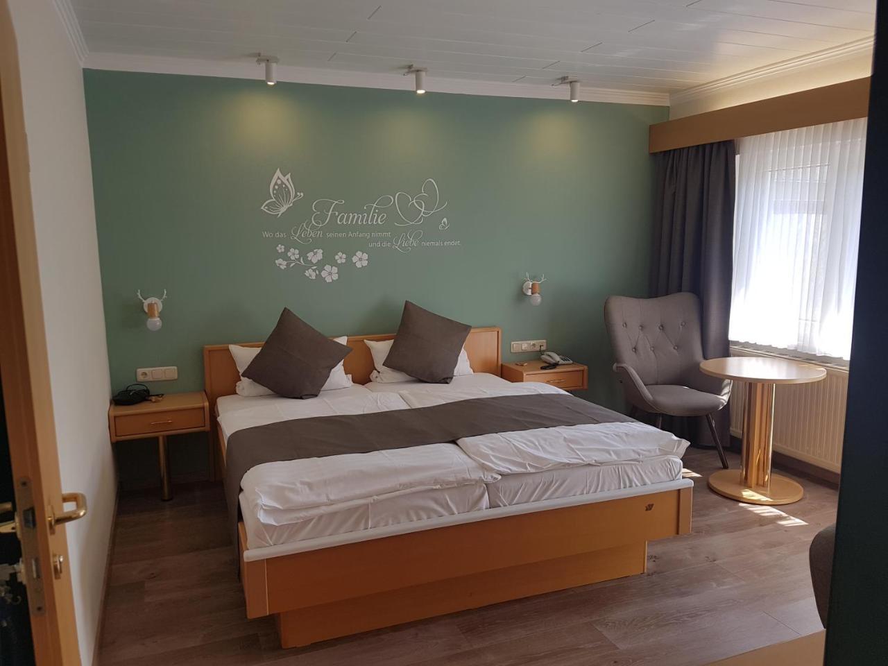 Waldhotel Kurfuerst Kaisersesch Exteriör bild
